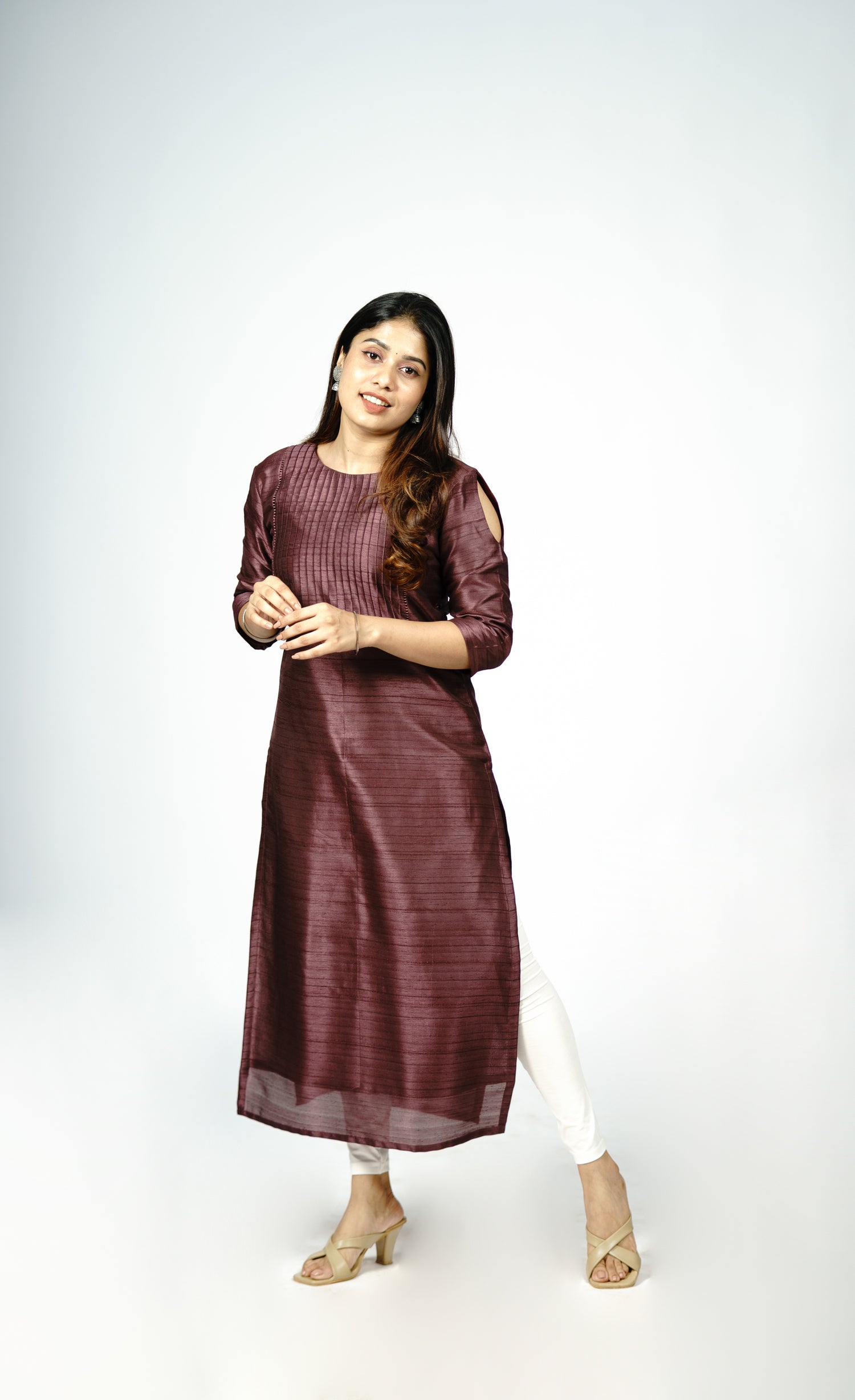 Kanan Plain Purple Silk Kurta + Pants – EeshvaIndia